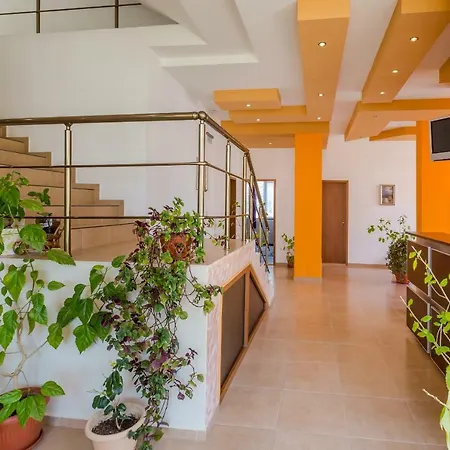 Comfortable 1bedroom With Kitchen In Dafinka Qq * ブルガス