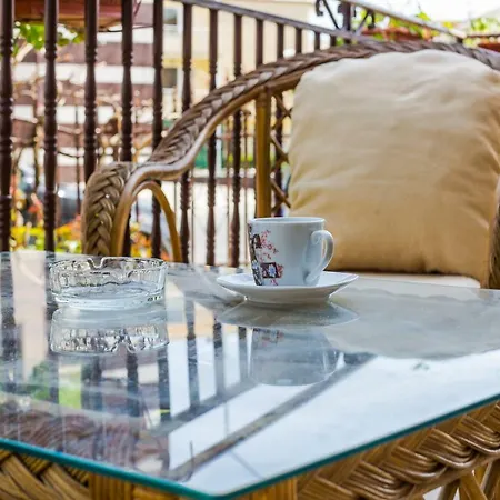 Comfortable 1bedroom With Kitchen In Dafinka Qq アパート *